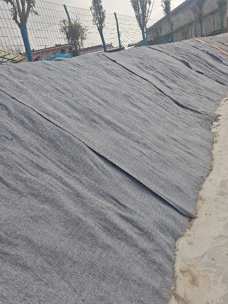水泥毯护坡